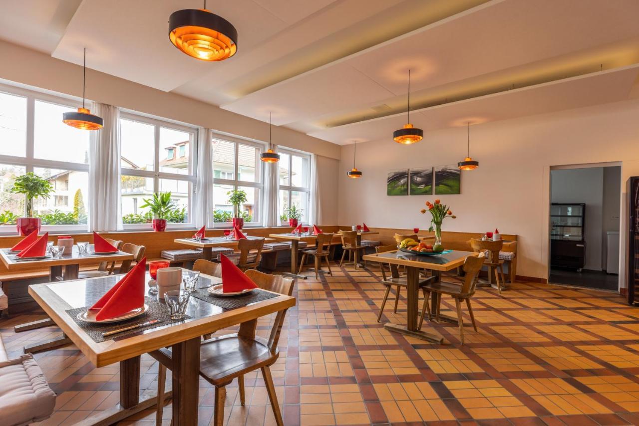 Hotel Baeren Niederscherli Buitenkant foto