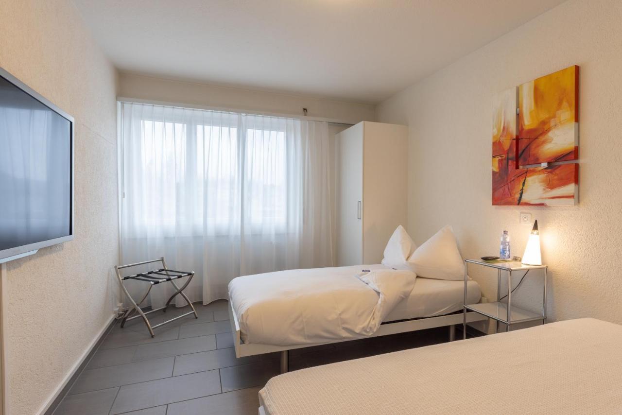 Hotel Baeren Niederscherli Buitenkant foto